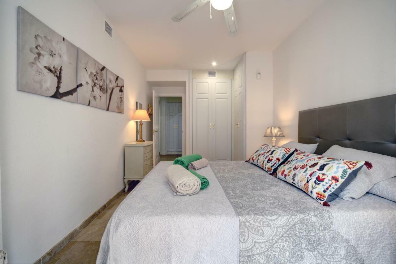Apartamento 409 Marina Real Puerto De La Duquesa Playa 马尼尔瓦 外观 照片